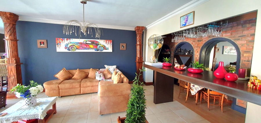4 Bedroom Property for Sale in Strelitzia Park Eastern Cape